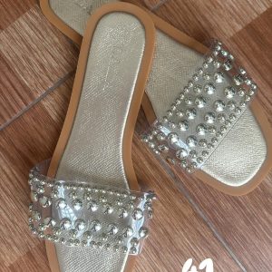 Sandalias Planas con Apliques Plateados (Talla 41)
