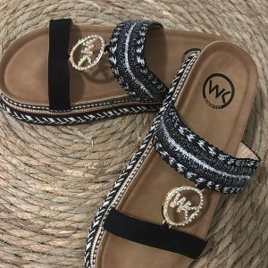 Sandalias estilo boho chic con detalle WK